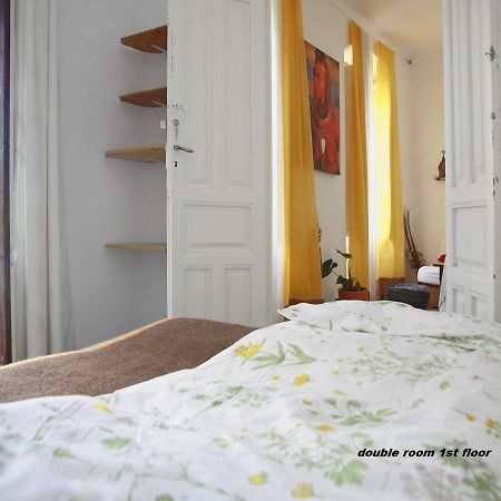 Ananda'S Mundo Guest House Orgiva Exterior foto