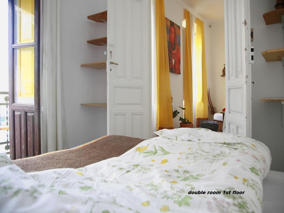 Ananda'S Mundo Guest House Orgiva Exterior foto